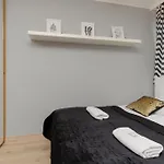 Charming Studio In Warsaw Center With Air Conditioning By Noclegi Renters