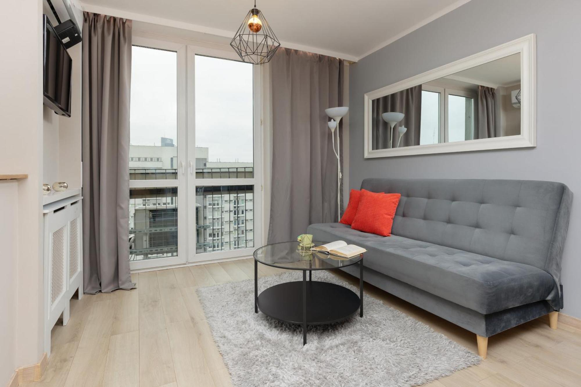 Apartament Charming In Center With Air Conditioning By Renters Warszawa